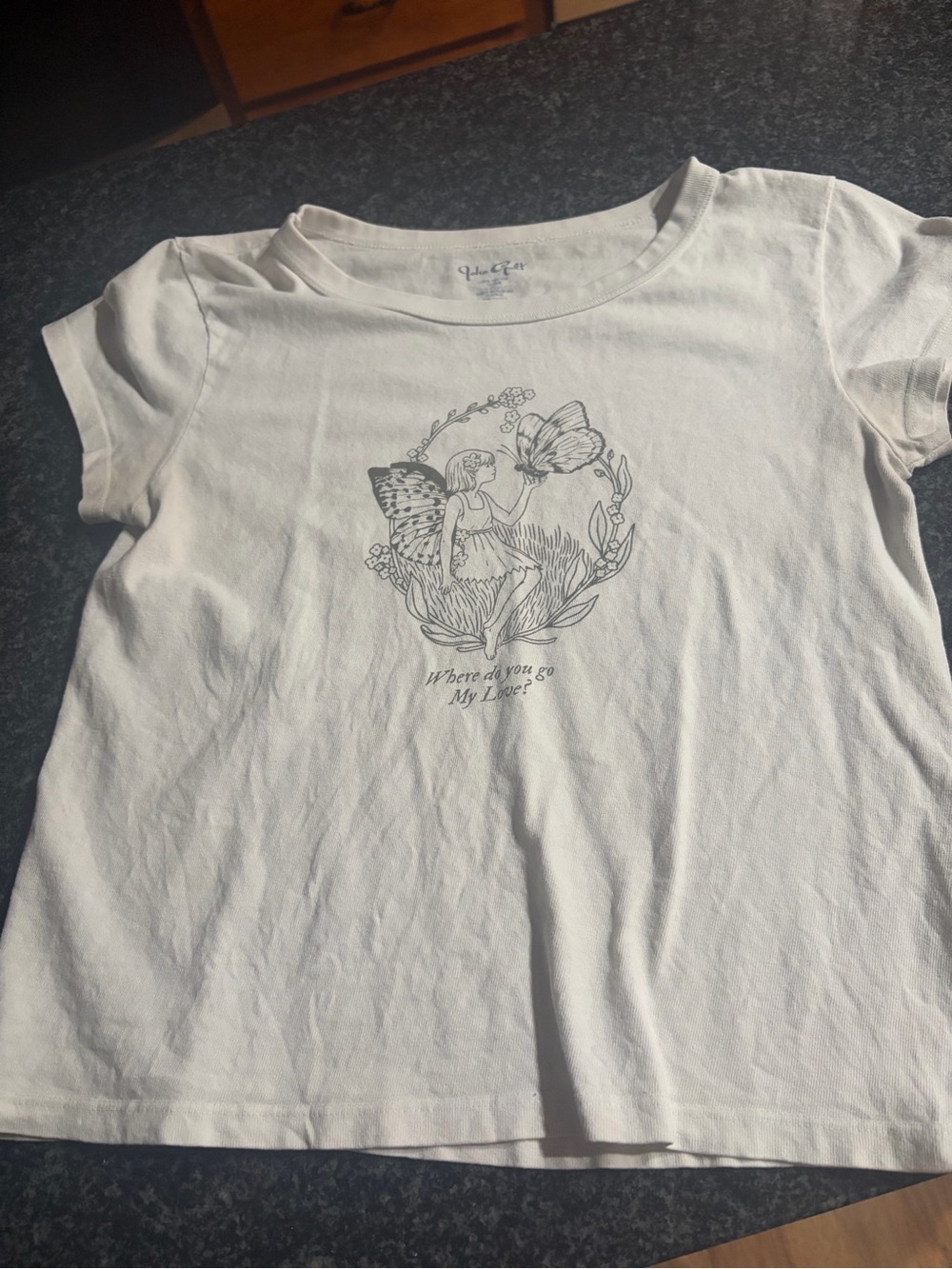 Brandy Melville shirt